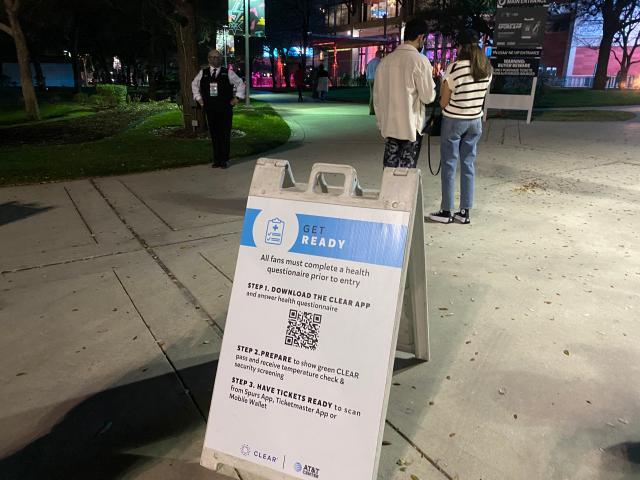 开云应用-【现场】时隔一年球迷入场 马刺借助气势轻取魔术