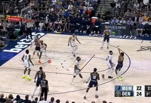 开云体验-默里弧顶三分一箭穿心再中，个人首节已砍下11分